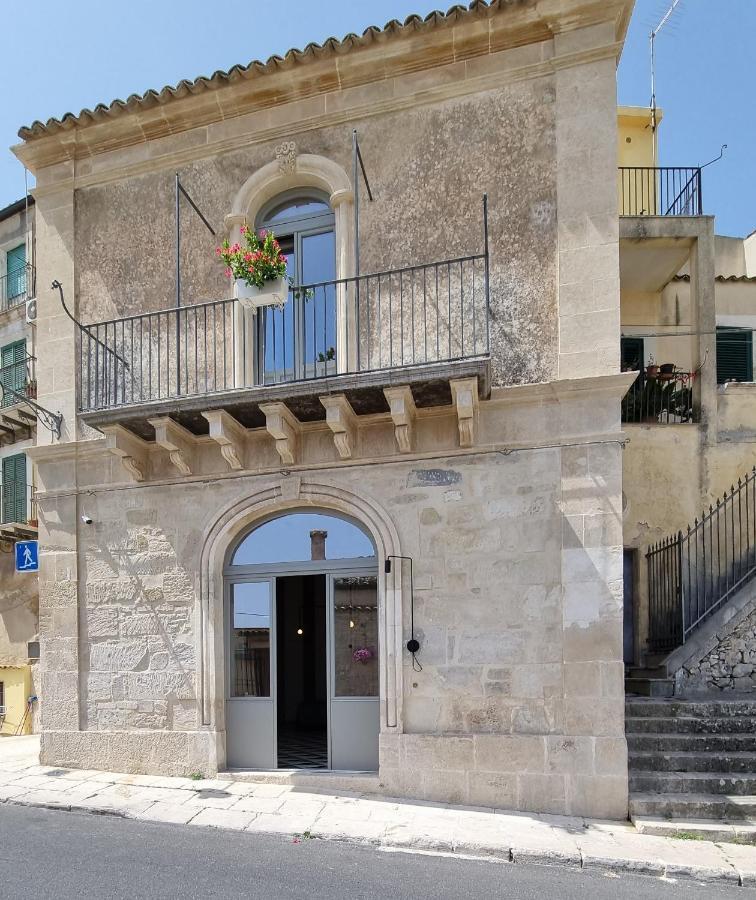 Ferienwohnung Super Giu Ragusa Exterior foto